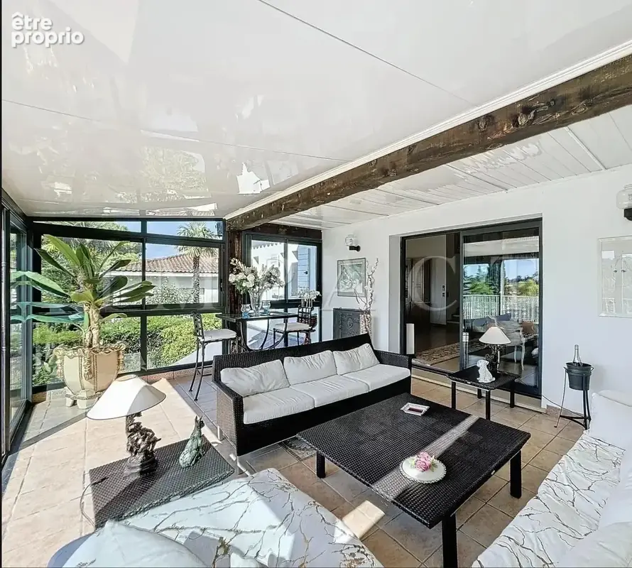 Villa proche du centre-ville de Cannes à vendre - photo 2