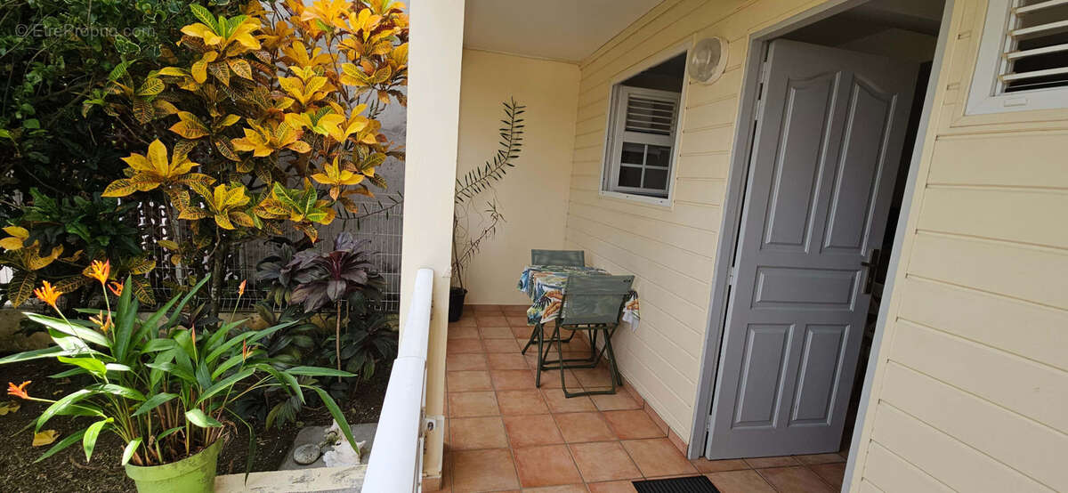 Maison à LES TROIS-ILETS