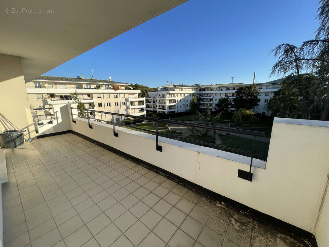 Appartement à SAINT-OUEN-L'AUMONE