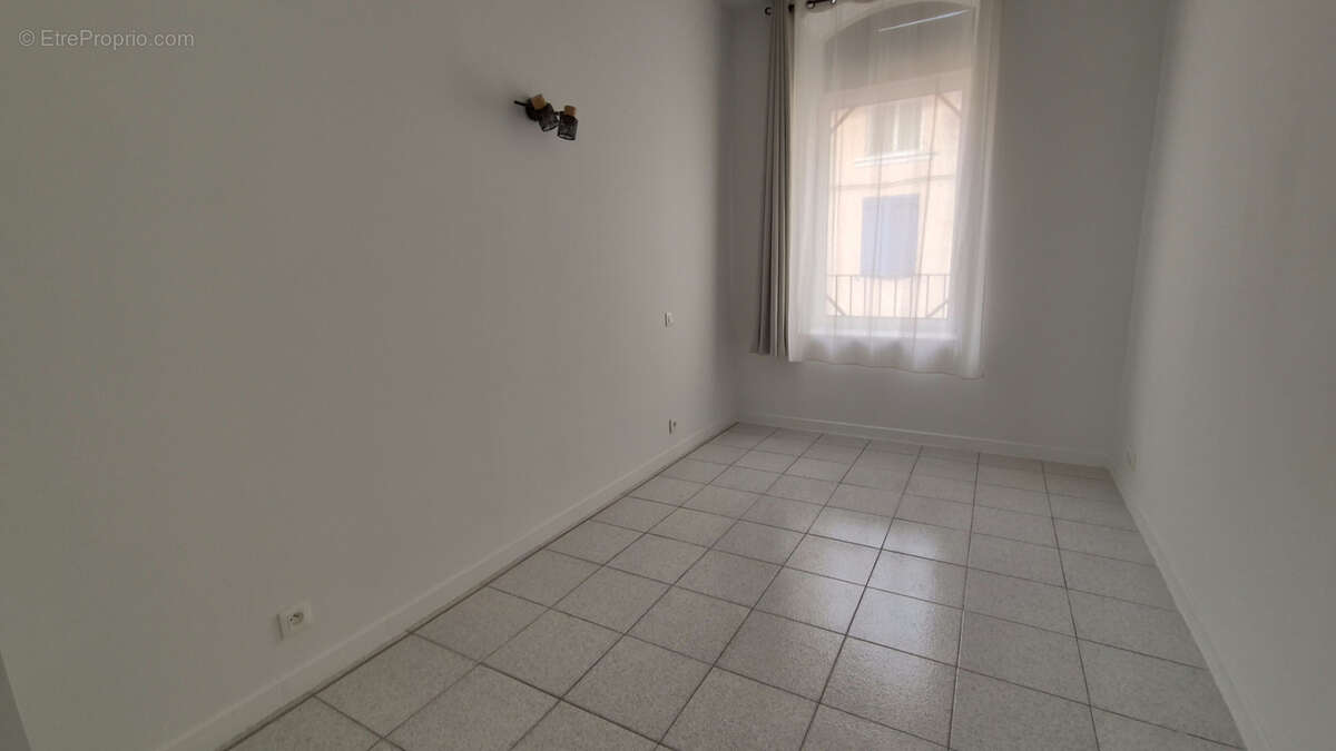 Appartement à PONT-SAINT-ESPRIT