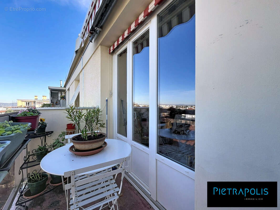 Appartement à SAINTE-FOY-LES-LYON