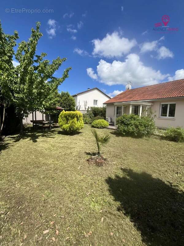 Appartement à VAULX-EN-VELIN