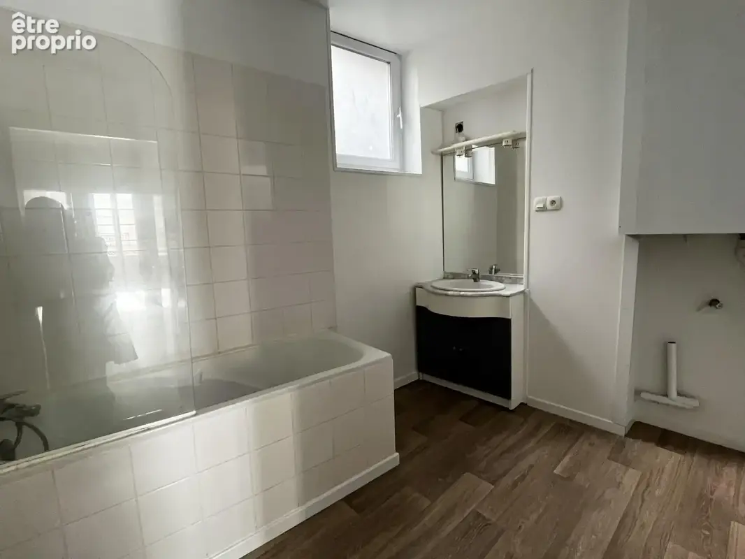 EXCLISIVITE - NIORT immeuble de 5 logements - photo 4