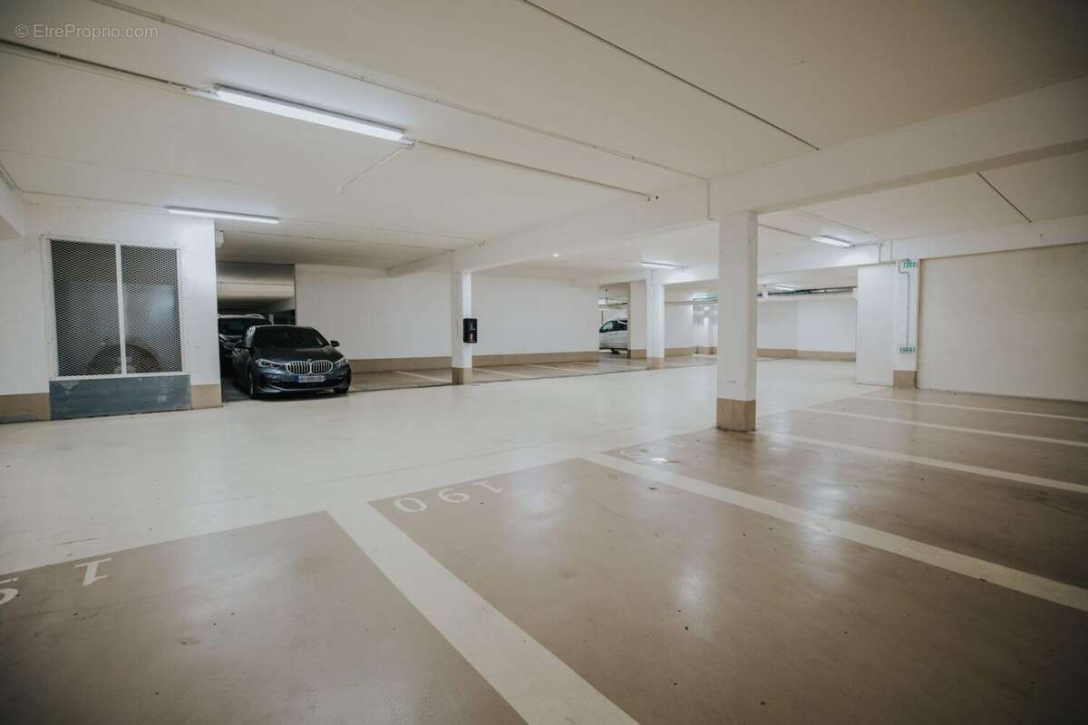 Brest - T4,  2 Chambres, Centre Ville avec balcon, Résidence Récente Avec Ascenseur - photo 11