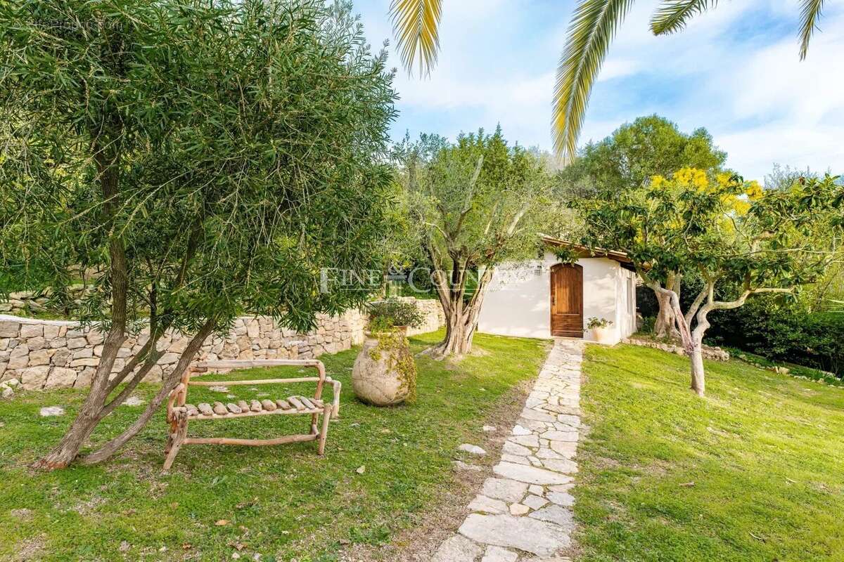 Maison à MOUGINS