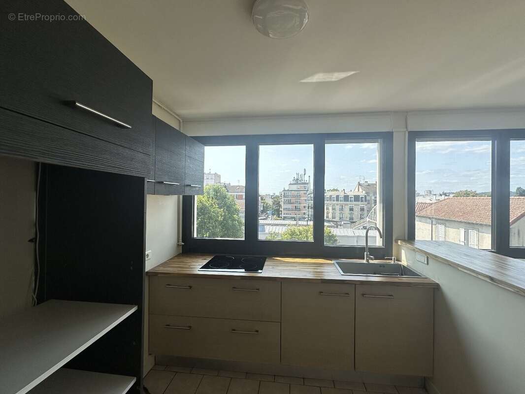 Appartement à ENGHIEN-LES-BAINS