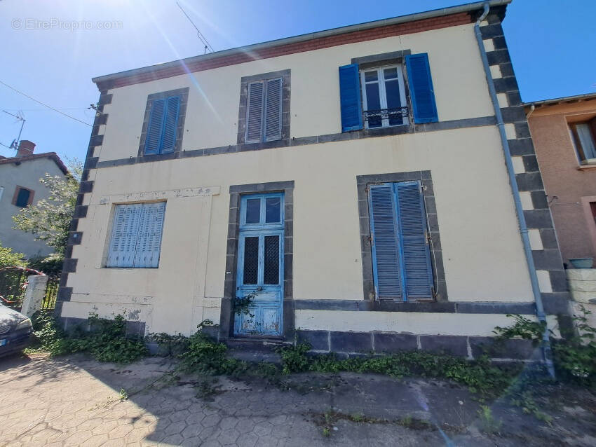 Maison à SAINT-ELOY-LES-MINES