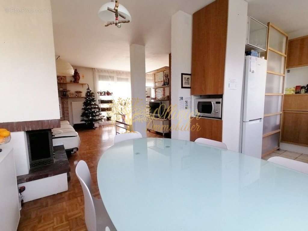 Maison à PONTAULT-COMBAULT