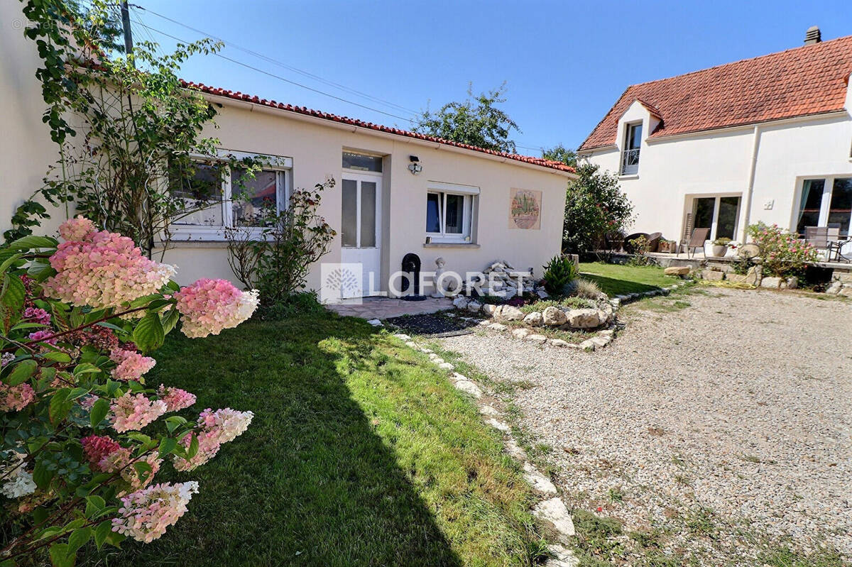 Maison à MILLY-LA-FORET