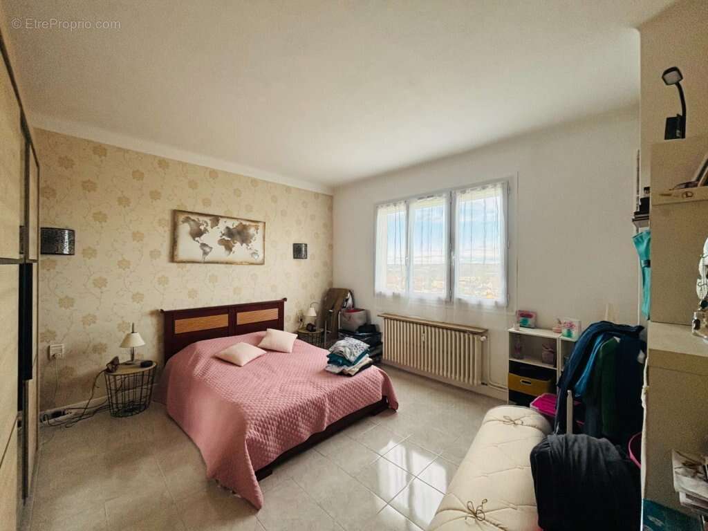 Appartement à MONTCEAU-LES-MINES