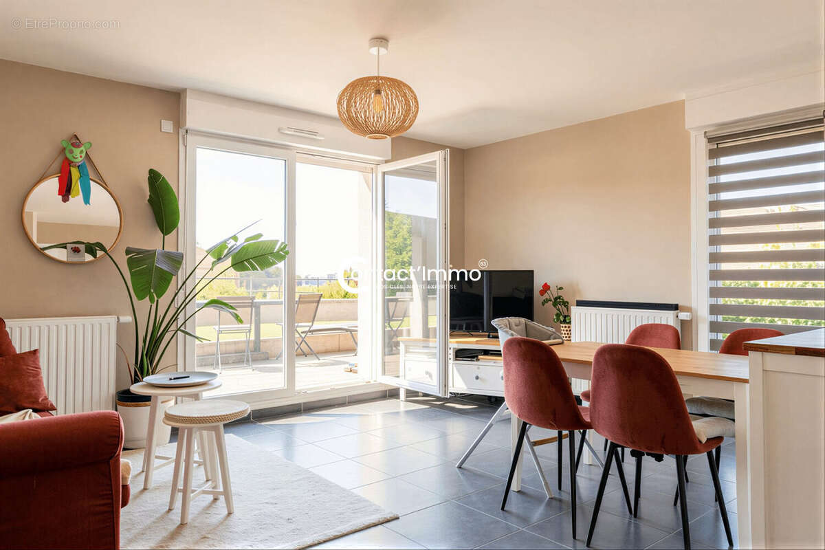 Appartement à CEYRAT