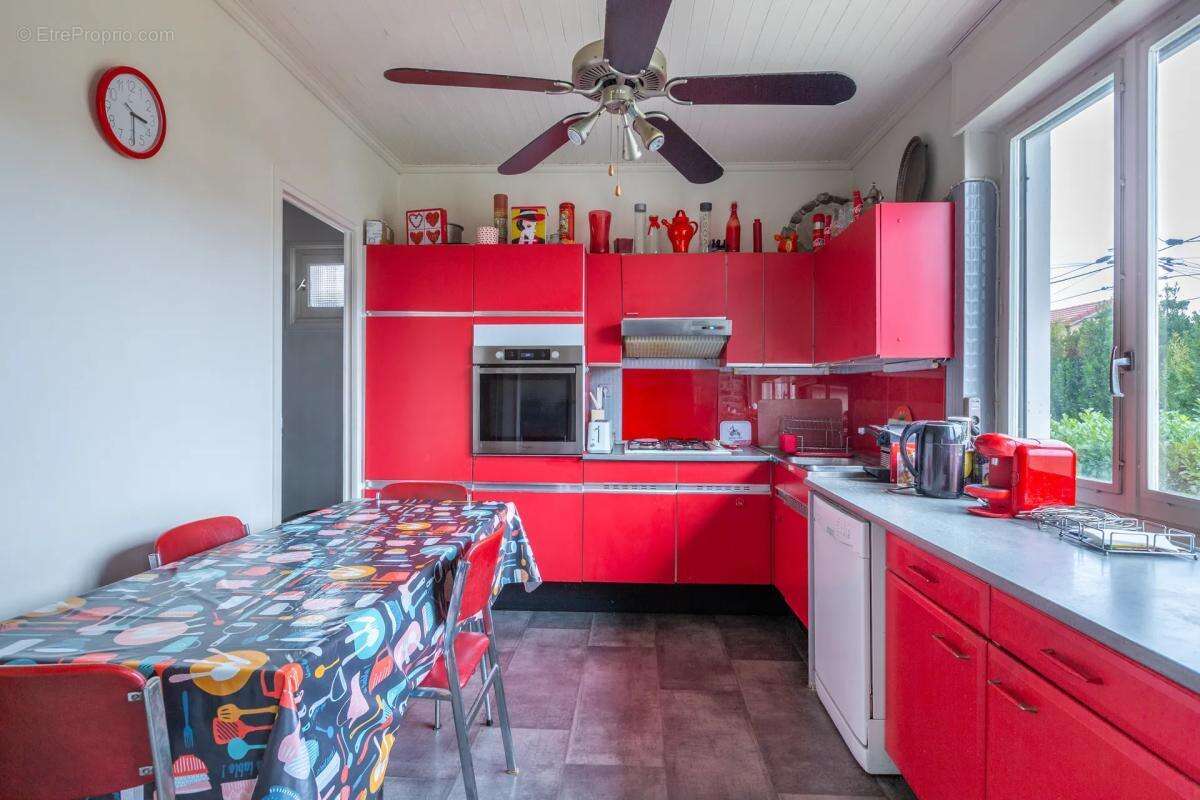 Maison à TASSIN-LA-DEMI-LUNE