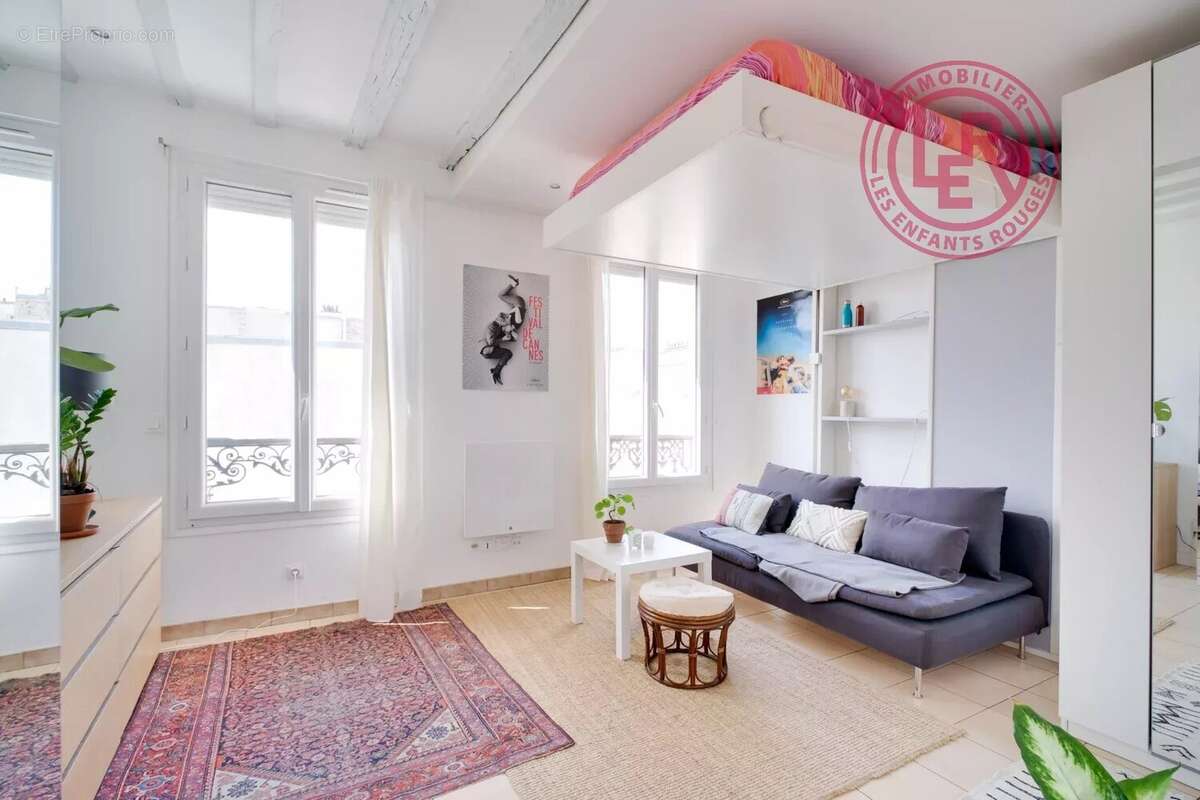 Appartement à PARIS-10E
