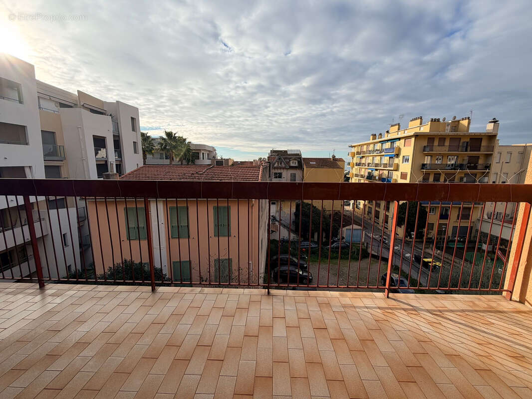 Appartement à MENTON