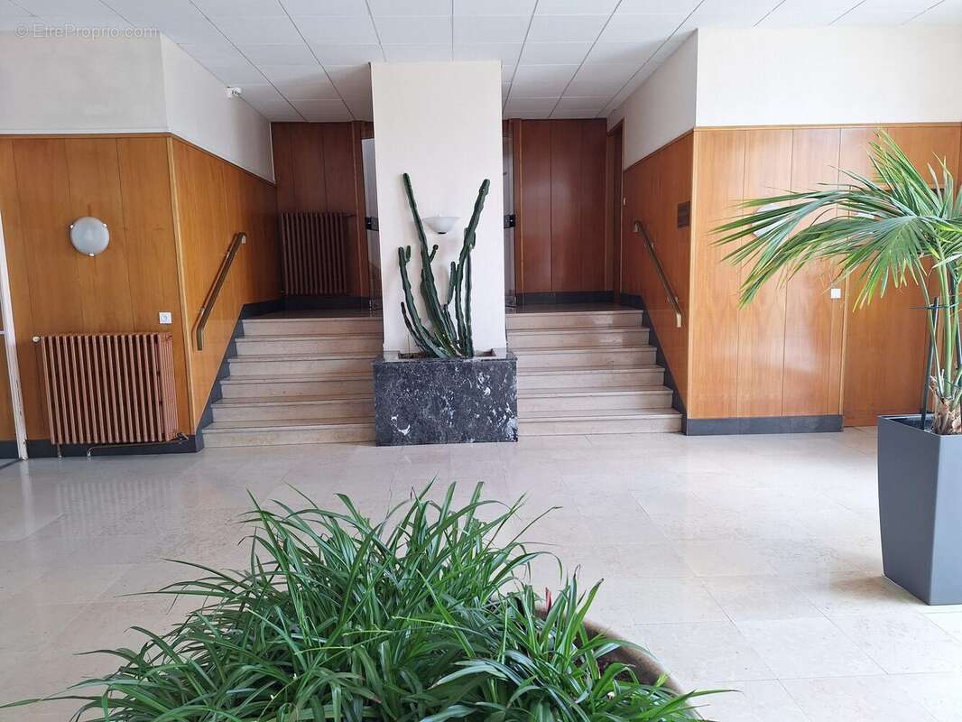 Appartement 57 m² à Tours  - photo 8