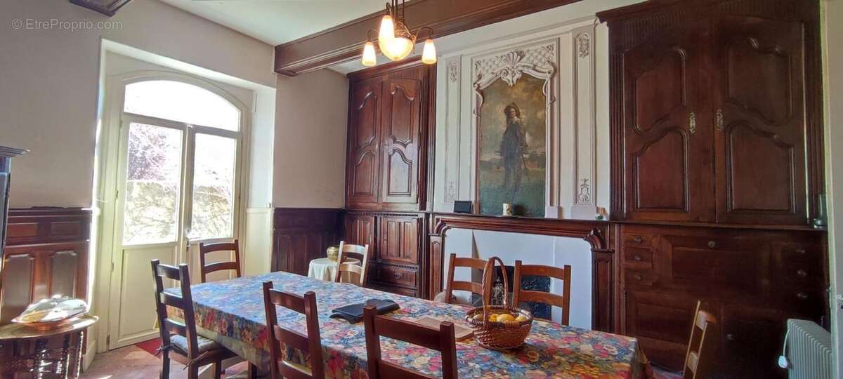 Maison à VIC-EN-BIGORRE