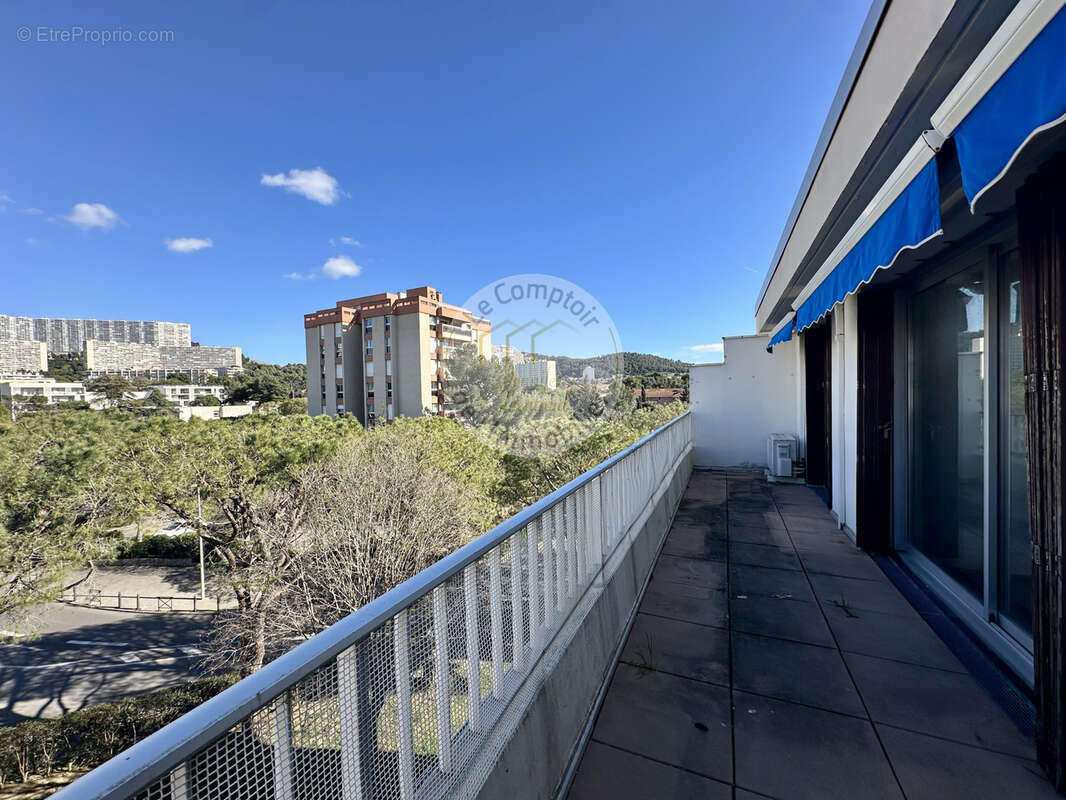Appartement à MARSEILLE-9E