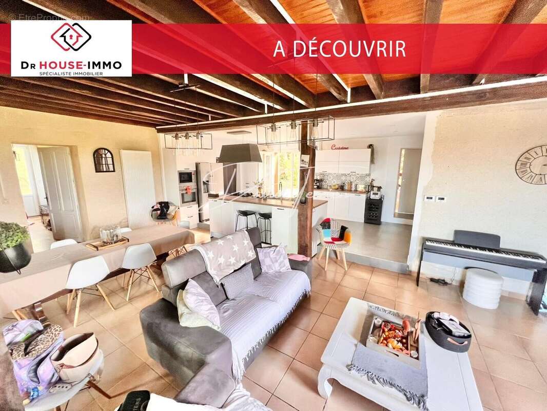 Maison à VAYRES