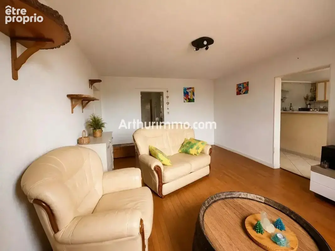 Maison 8 pièces avec piscine et dépendances – Terrain de 3 673 m² - photo 12