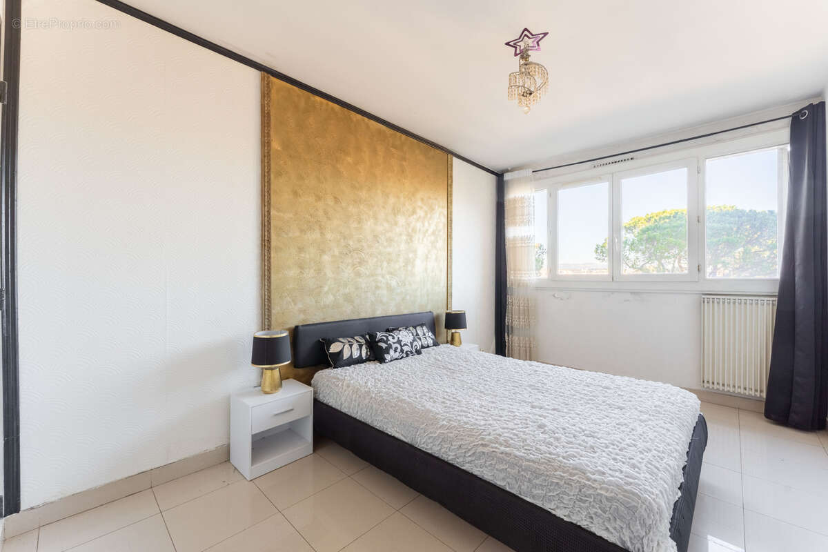 Appartement à MARSEILLE-10E