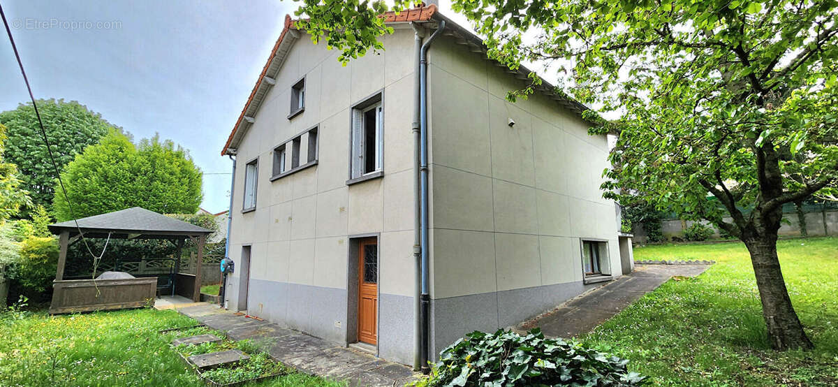 Maison à SAINT-GRATIEN