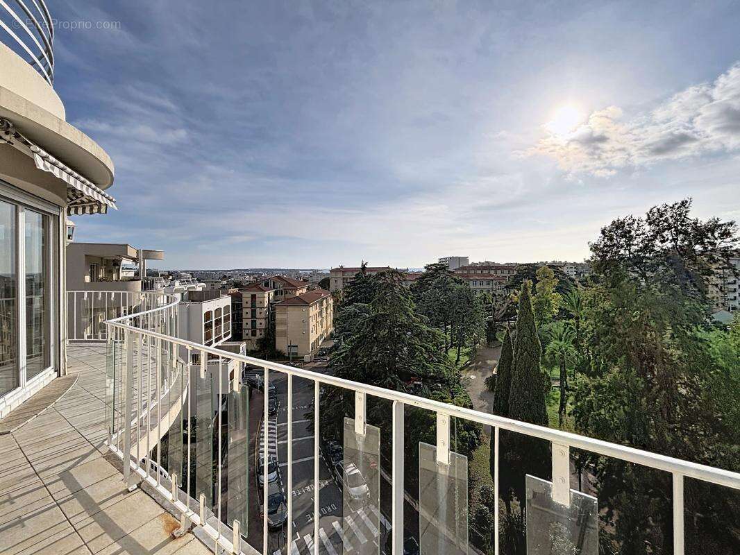 3 pcs dernier etage 100m2 vue mer panoramique cave - photo 5