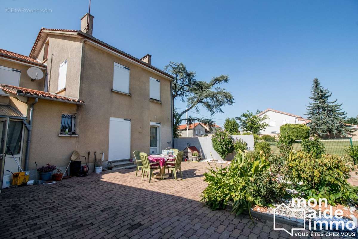 Autre à ROUMAZIERES-LOUBERT