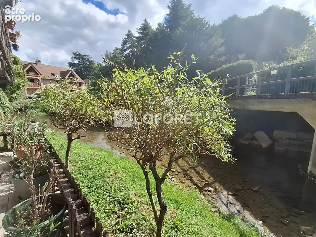Maison en pierre  à SALINS-LES-BAINS 7 pièce(s) 125 m2 - photo 2