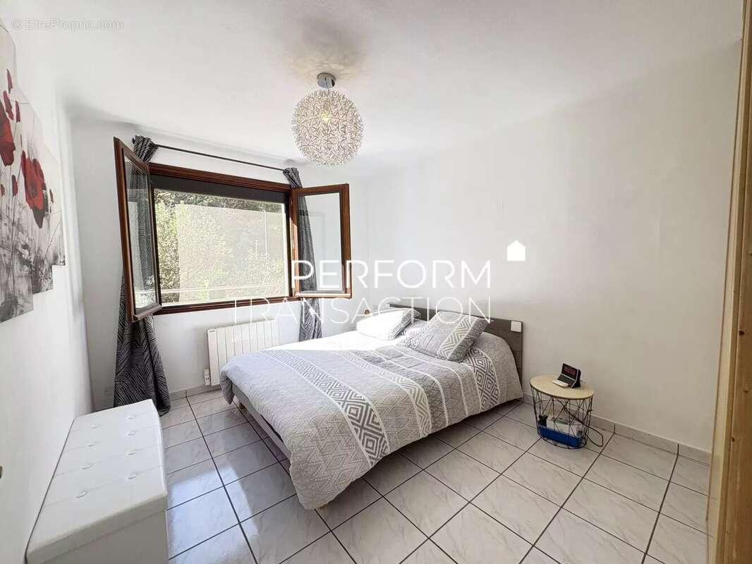 Maison à ECHIROLLES