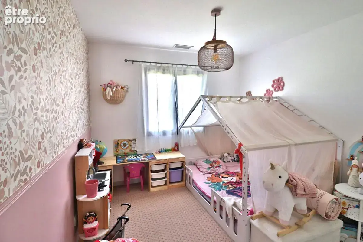 Villa  4 pièce(s) 102 m2 sur un terrain de 336m² avec piscine - photo 8