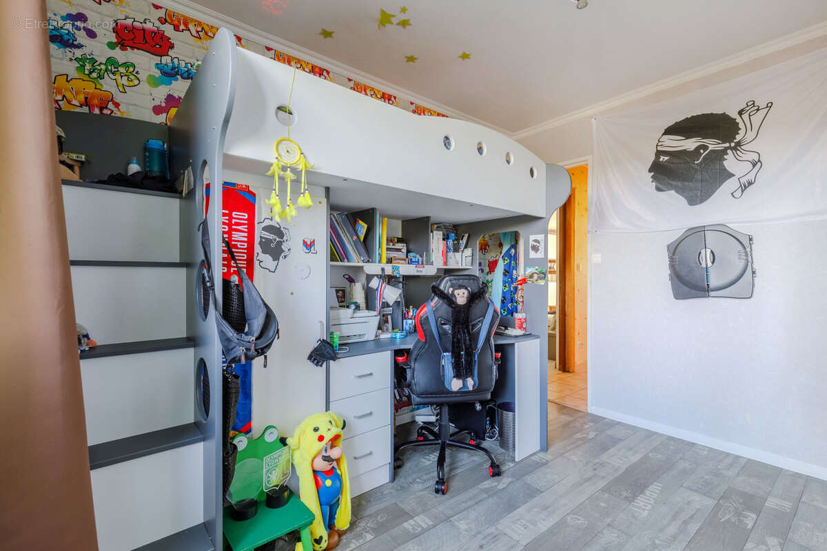 Appartement à SAINT-PRIEST