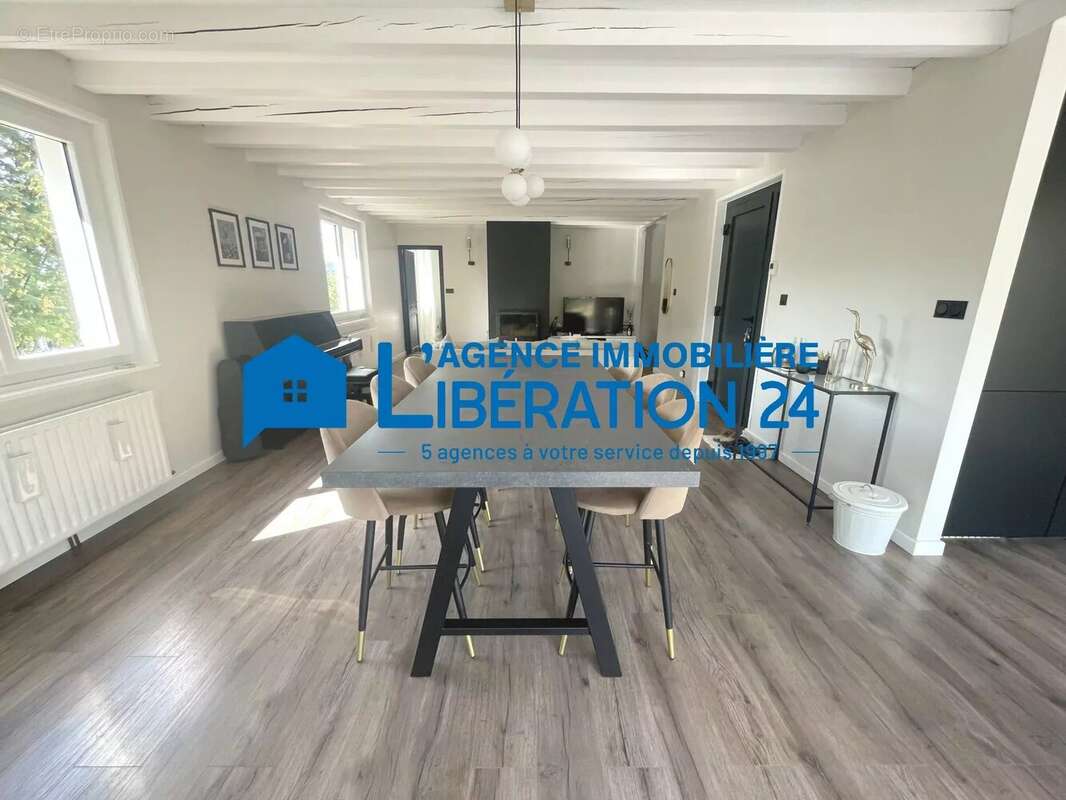 Maison plain pied 105 m² Sous Sol 115 m² Terrain 1289 m² - photo 8