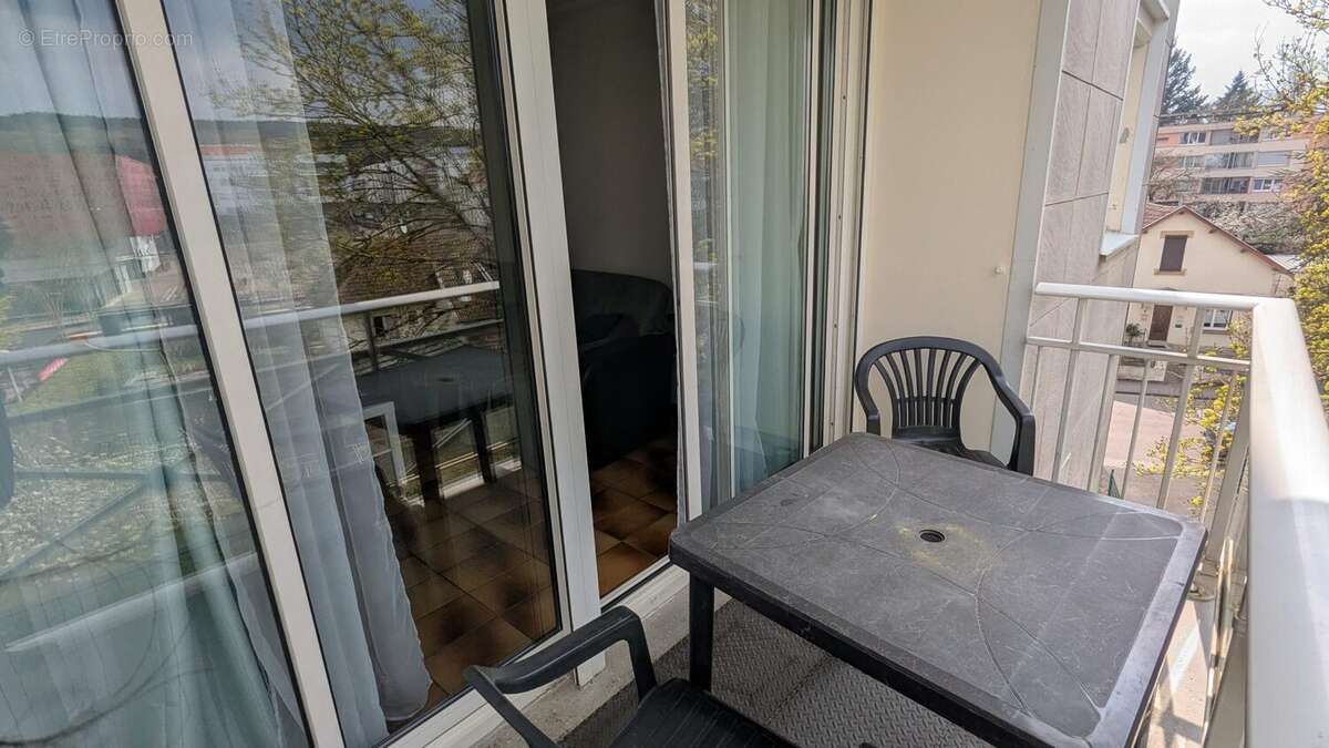 Appartement à CHENOVE