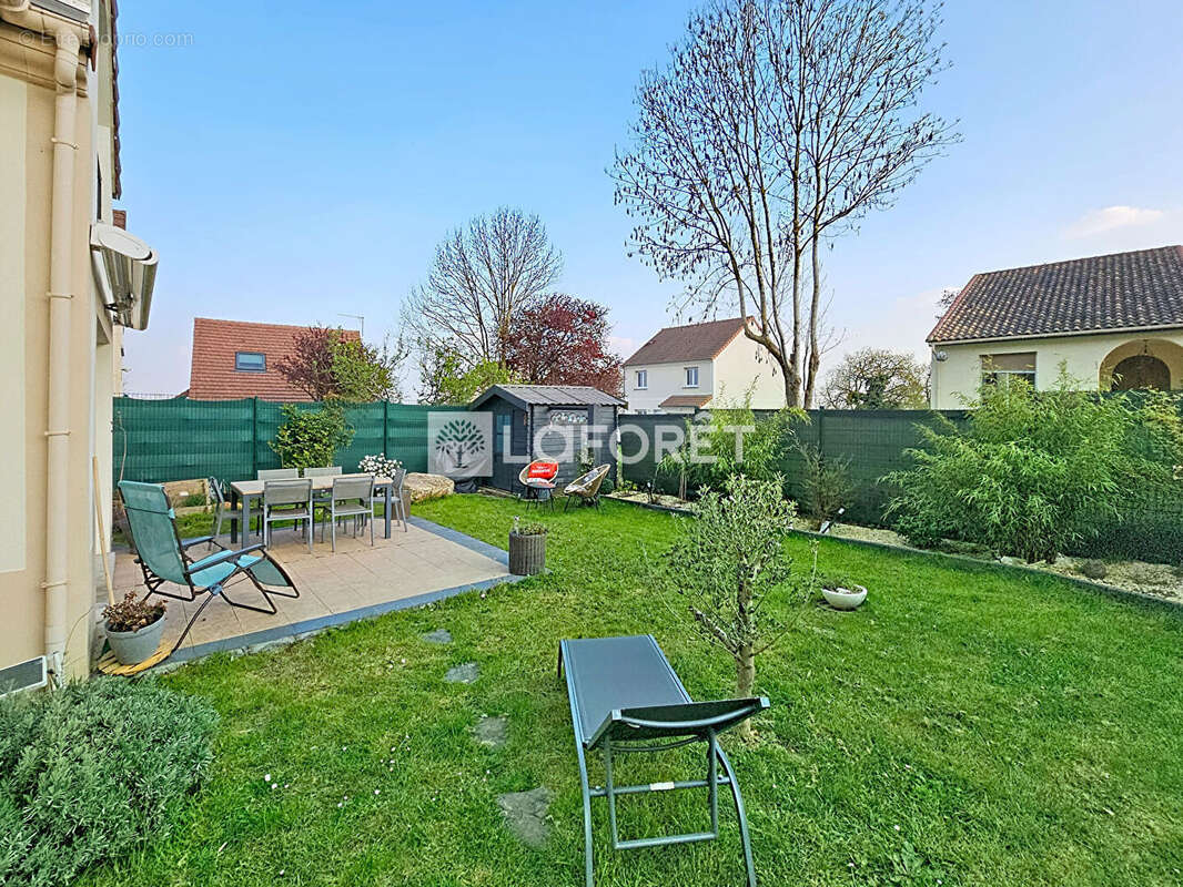 Appartement à LINAS