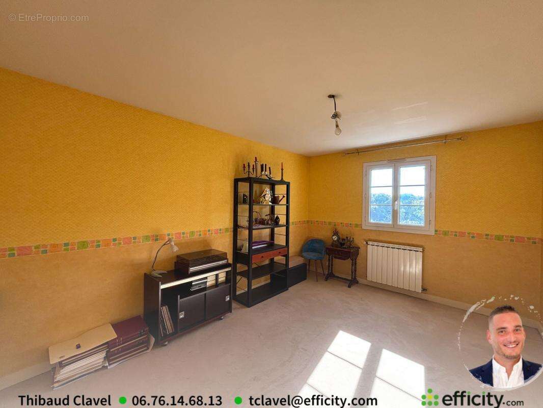 Maison à SAINT-YRIEIX-SUR-CHARENTE