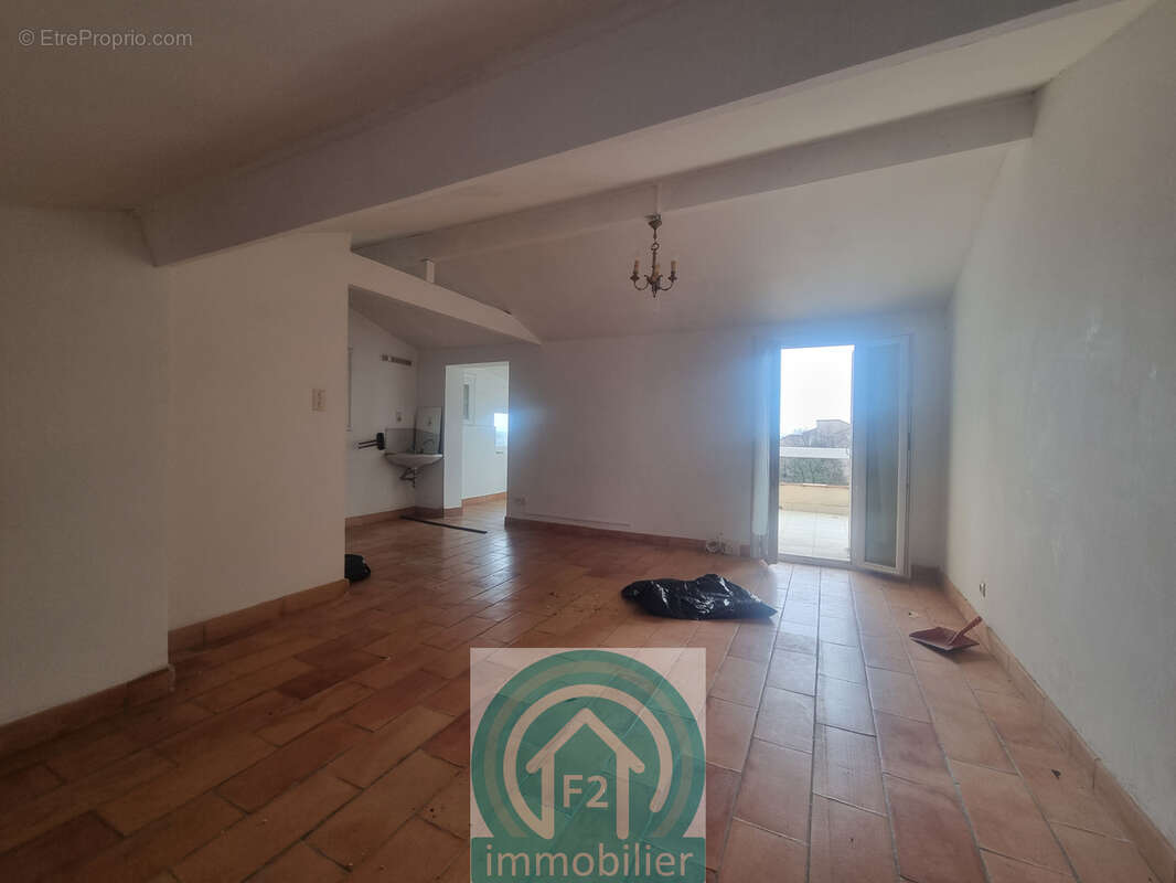 Grande propriété de 190m2 avec 19580m2 de terrain, à Santa Maria Poggio - photo 11