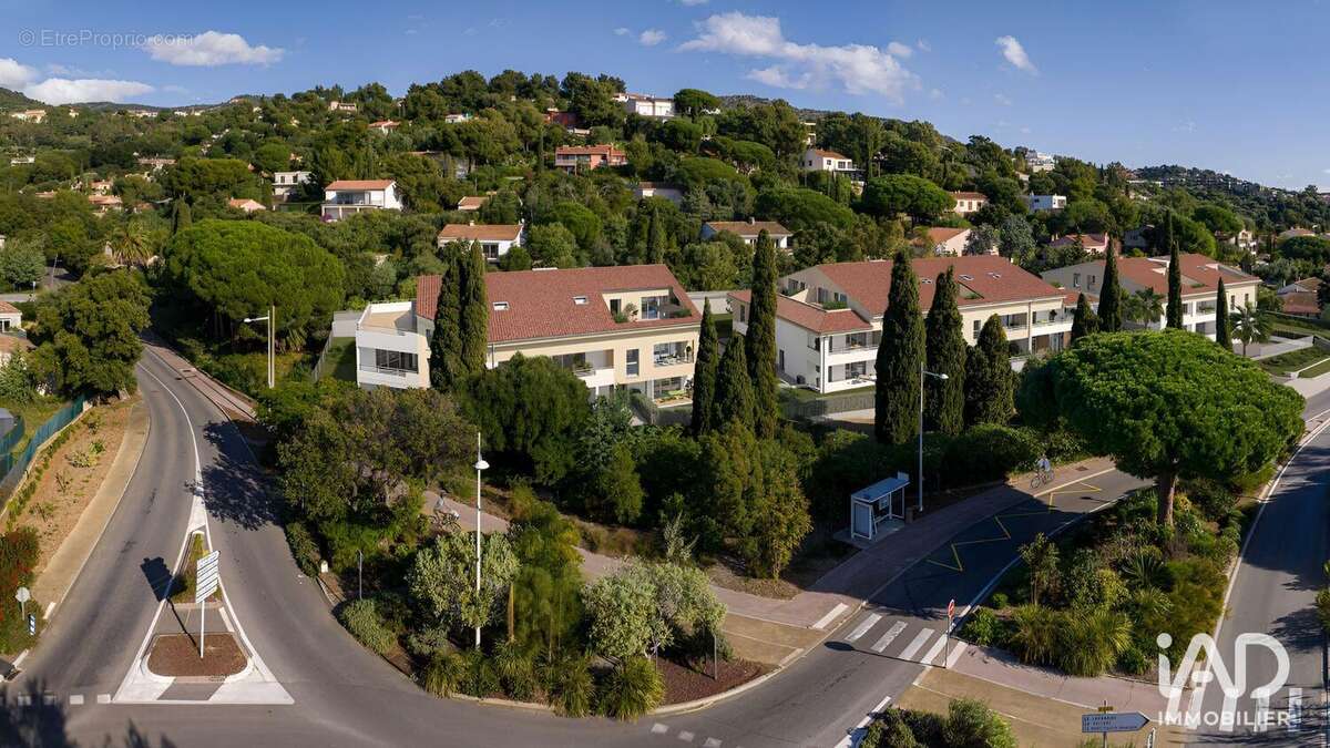 Photo 7 - Appartement à BORMES-LES-MIMOSAS