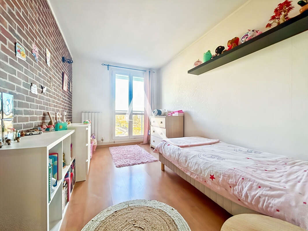 Appartement à BOIS-D'ARCY