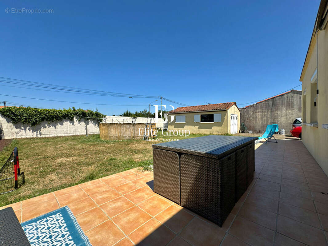 Maison à TONNAY-CHARENTE