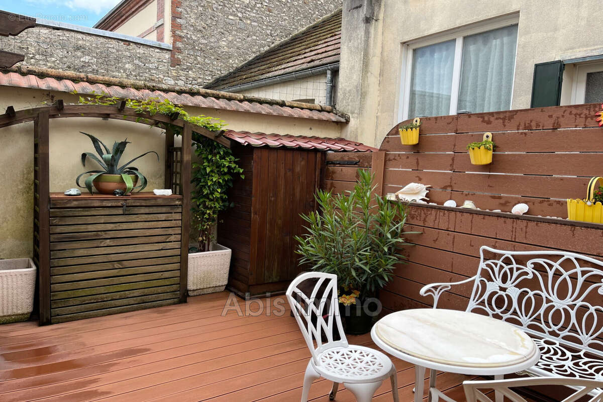 Maison à BEAUVILLIERS