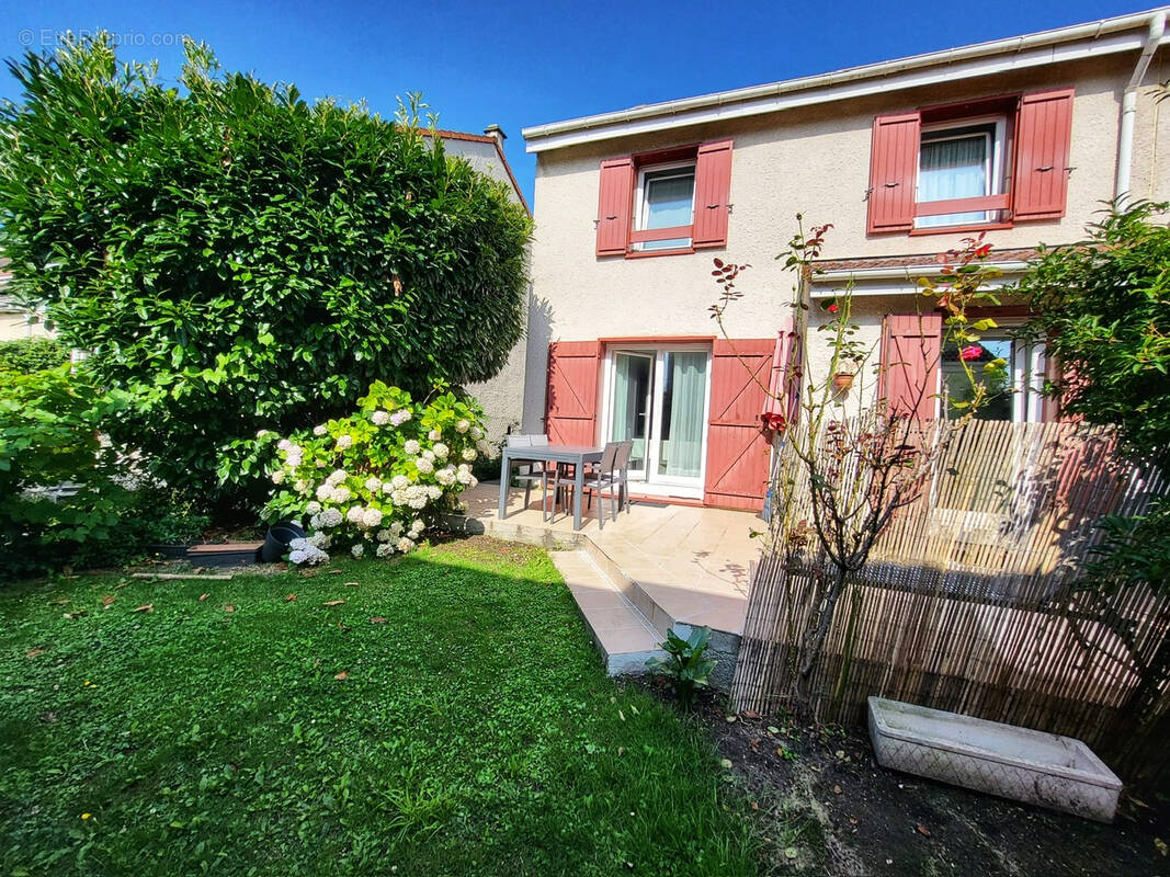 Maison à SAINT-LEU-LA-FORET