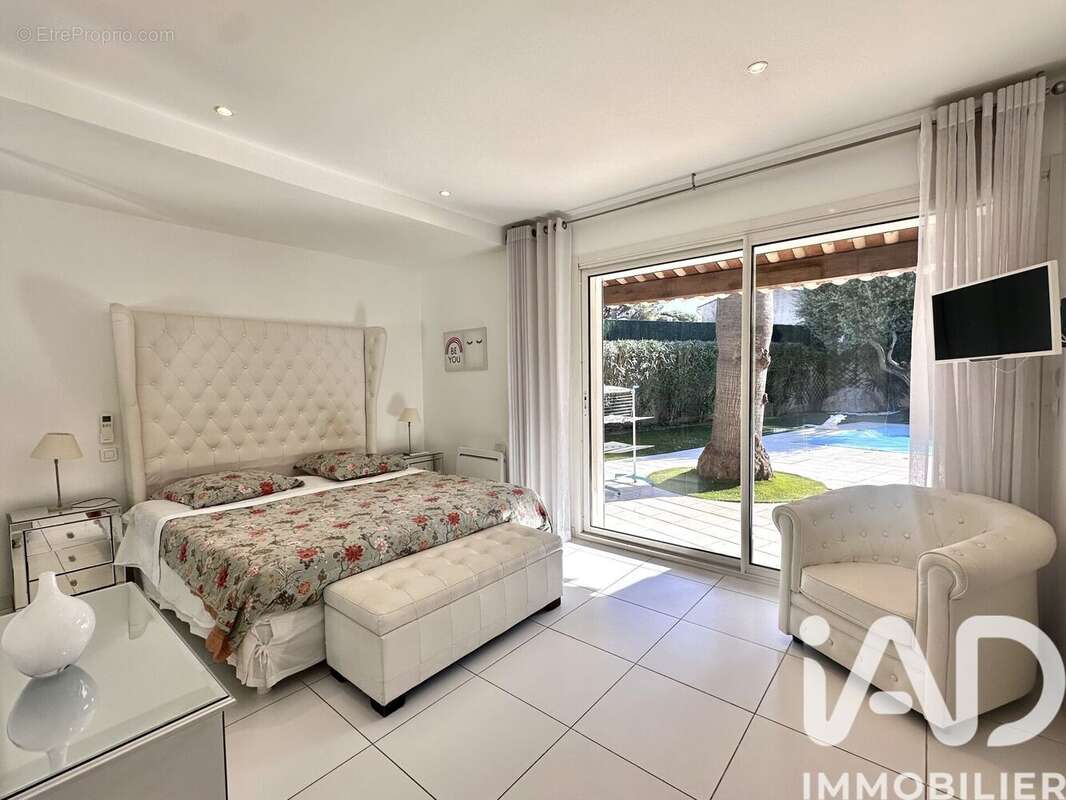 Maison 128 m² à Sainte-Maxime  - photo 7