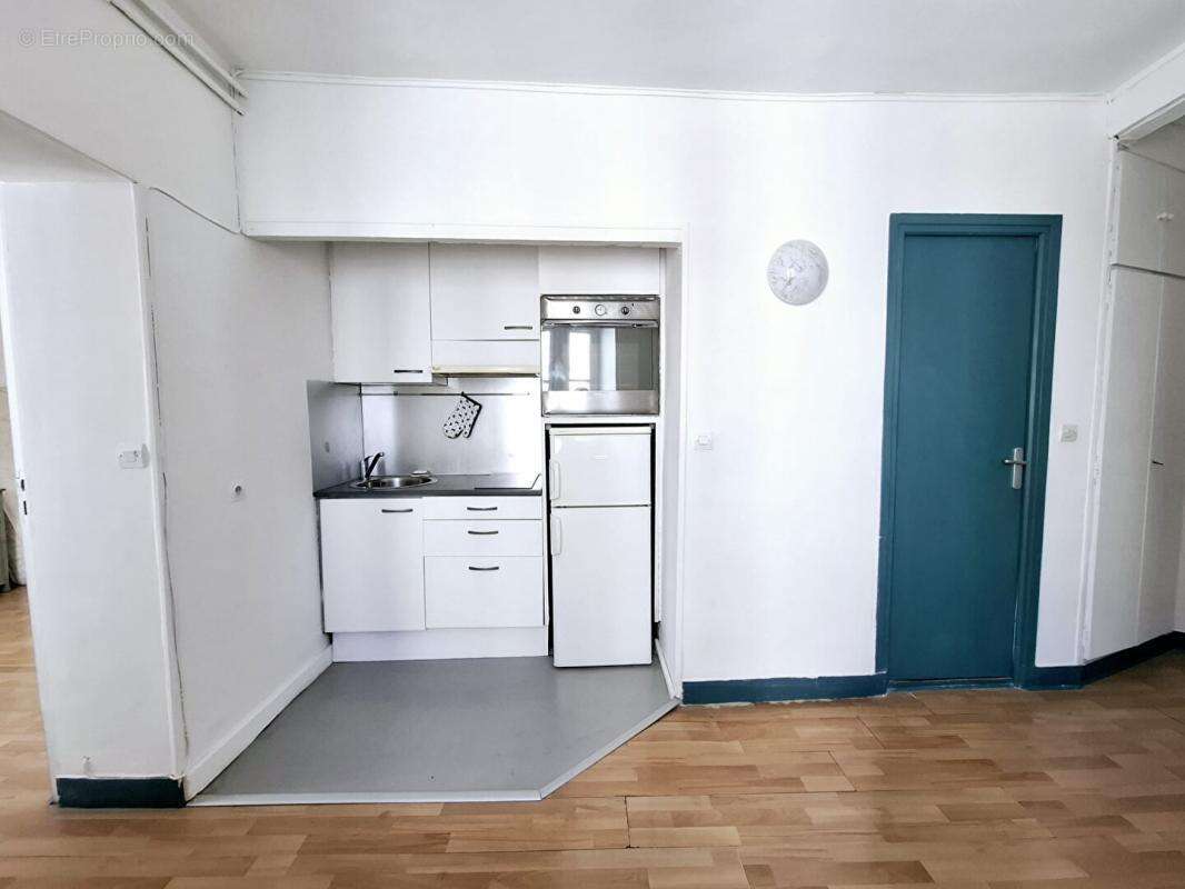 Appartement à PARIS-19E
