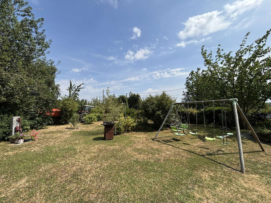 Maison 5 pièces - Terrain 2500 m2 - photo 2