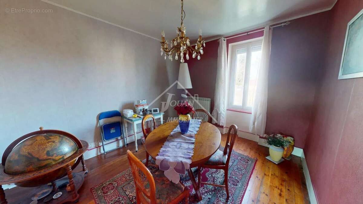 Maison à COSNE-D'ALLIER