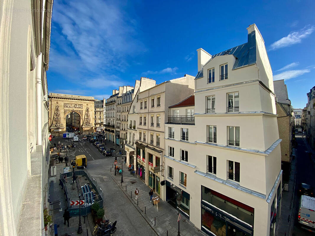 Appartement à PARIS-2E