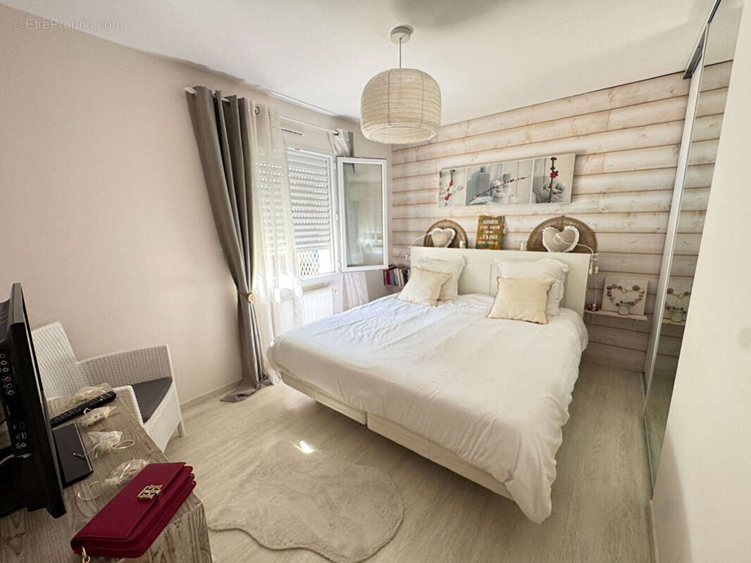 Maison L Isle D Espagnac 5 pièce(s) 132 m2 - photo 8