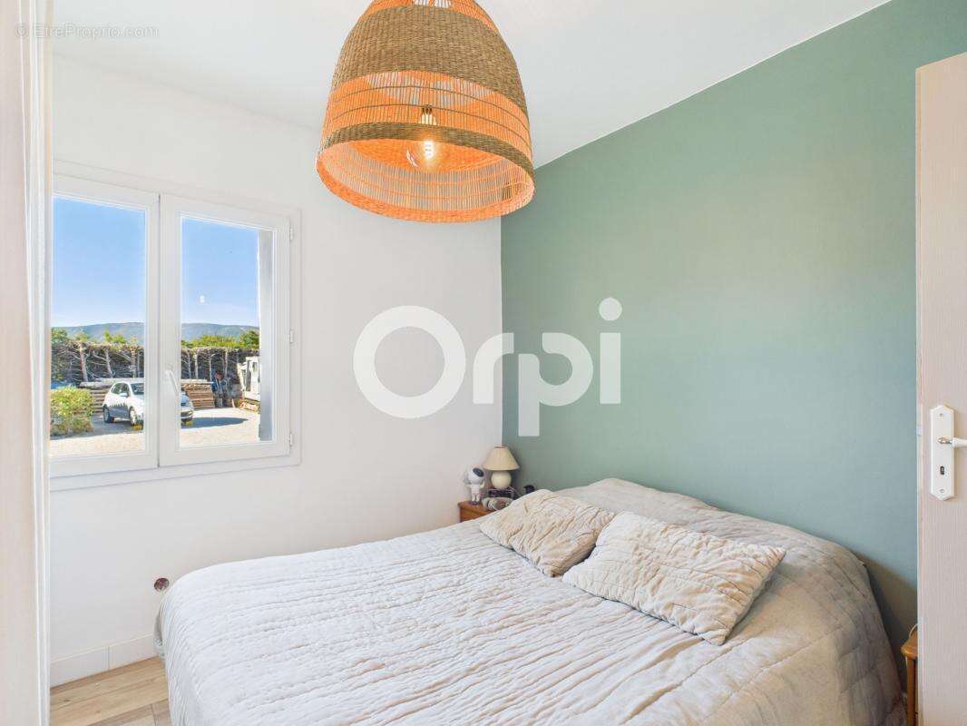 Maison à TOURRETTES