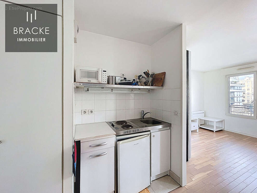 Appartement à COURBEVOIE