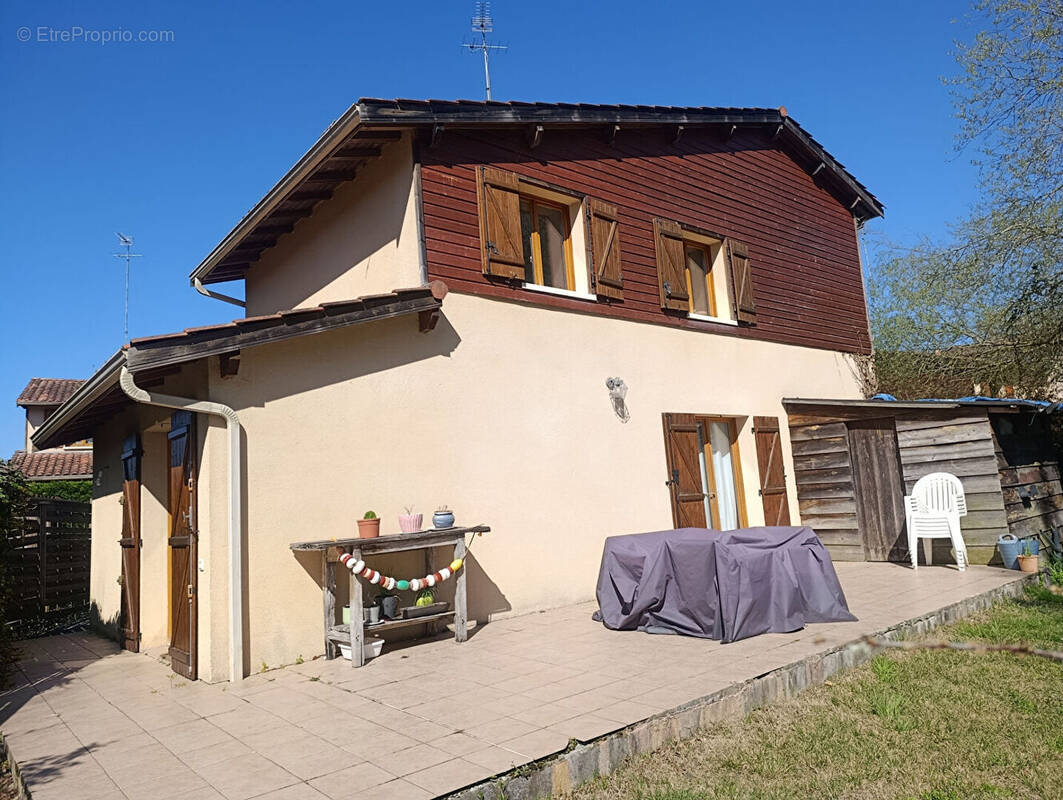 Maison à VIELLE-SAINT-GIRONS